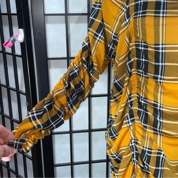 Jolie and Joy, ladies blouse size 1X (NWT) - Picture 4 of 9